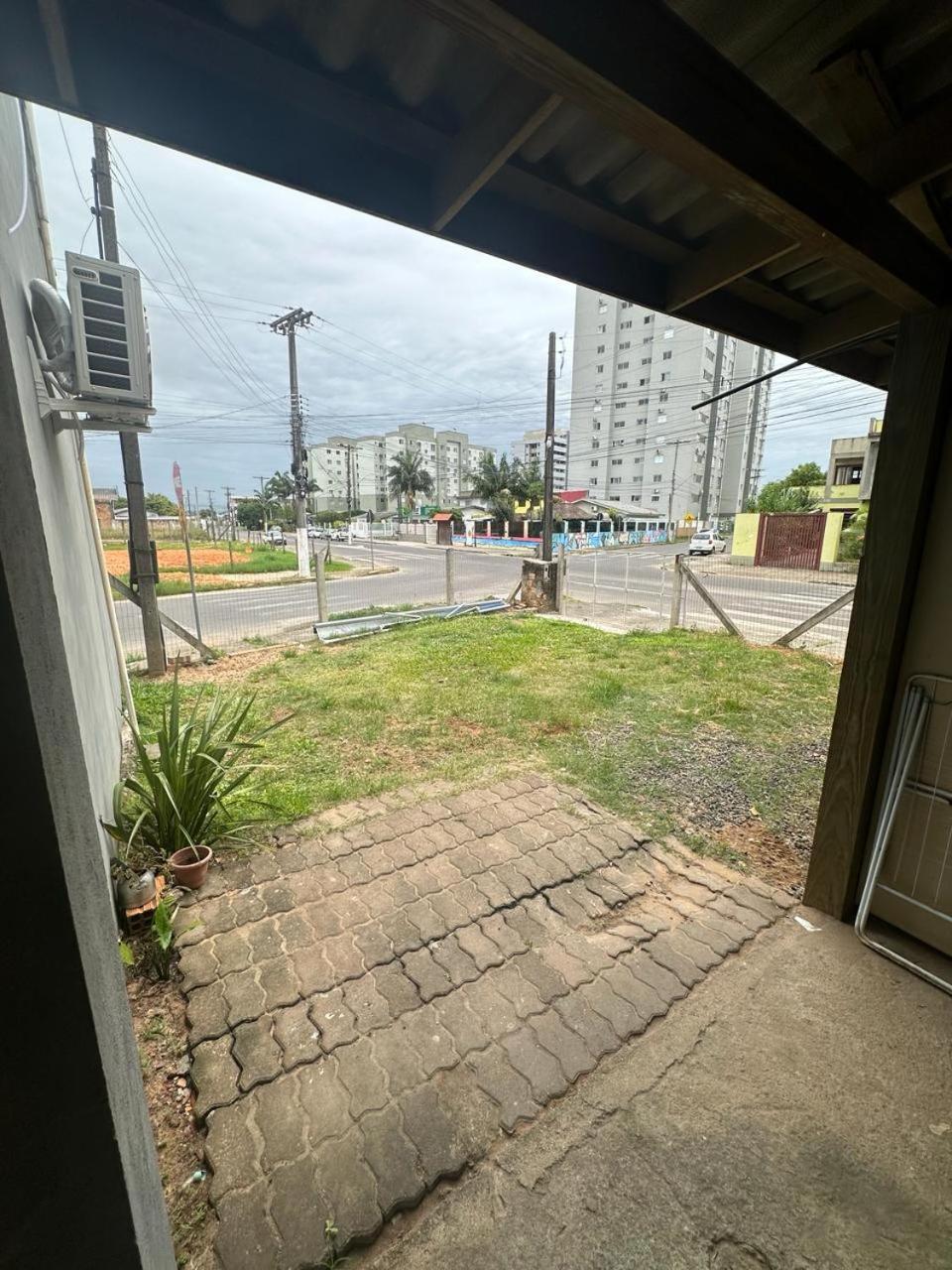 Sobrado Com Terraco E Area De Churrasqueira. 토레스 외부 사진